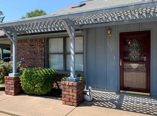 107 W 7th St, Grove, OK 74344