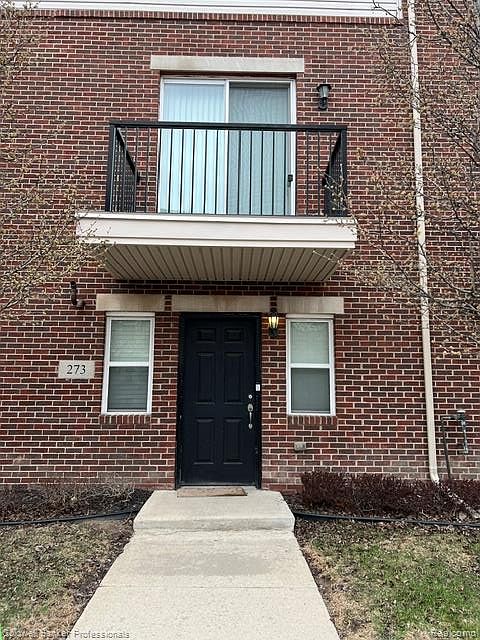 1st image of 273 E Palmer St