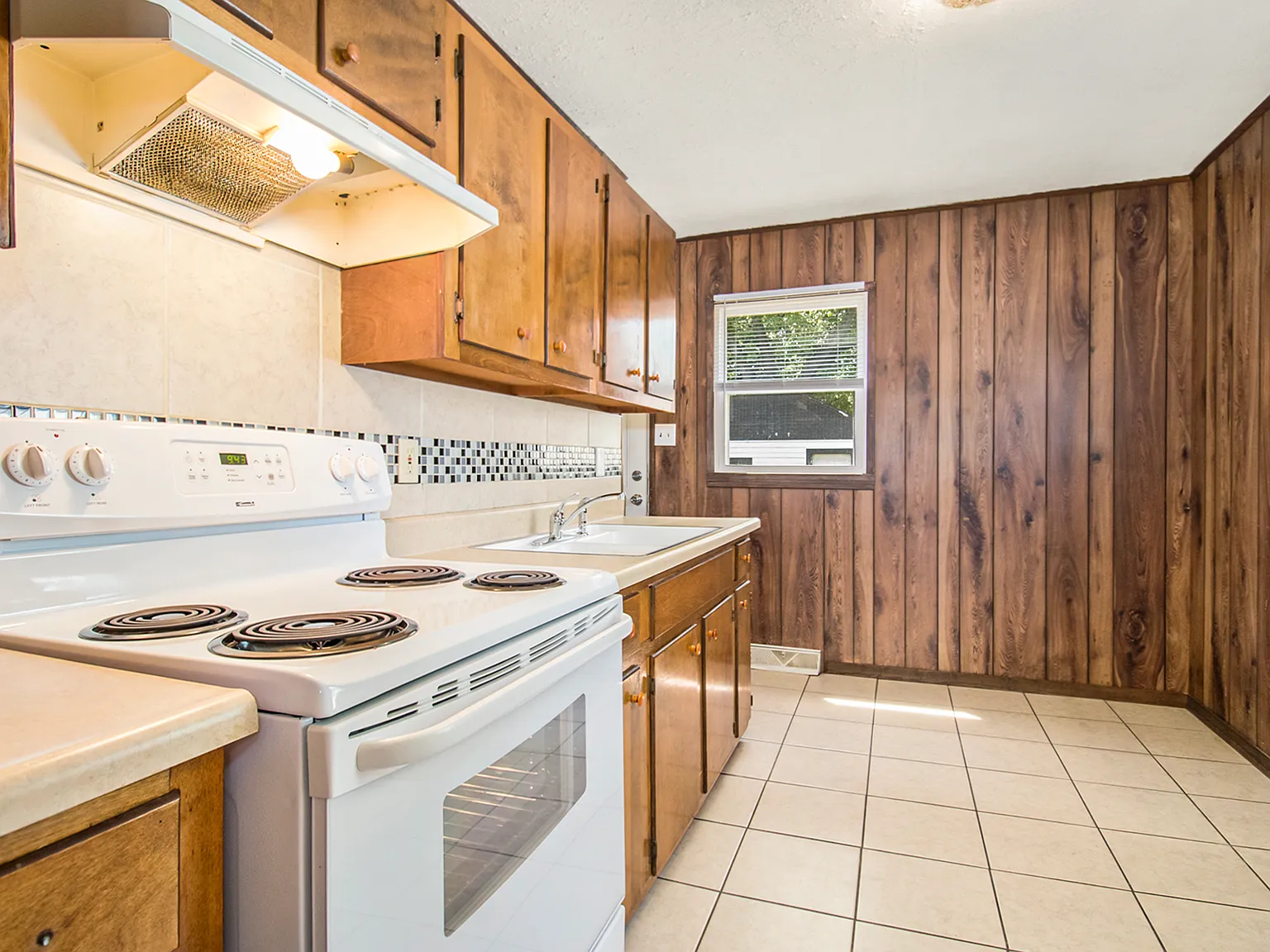 Two bedroom in Mishawaka! — Photo 4