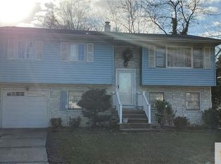 131 Murdock St, Fords, NJ 08863