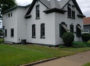 1442 Redfield St, La Crosse, WI 54601