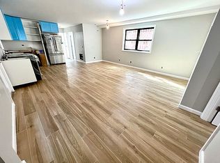 1129 Rhinelander Ave #1F, Bronx, NY 10461