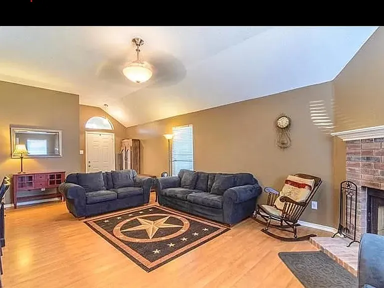8810 Quail Ridge Dr — Photo 2
