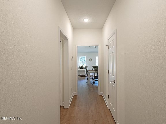 2nd image of 1833 MILLER Street