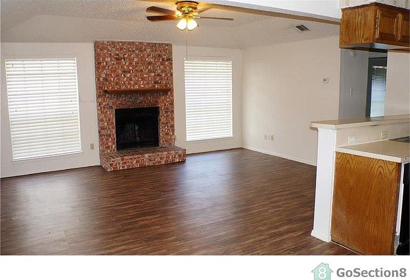 2nd image of 2705 Clemson Cir