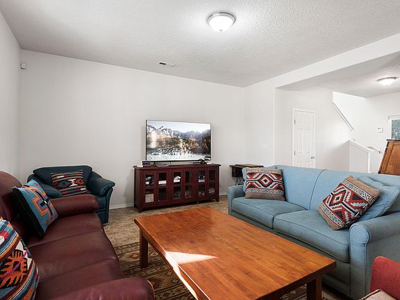 3rd image of 10324 Mogollon Dr NW