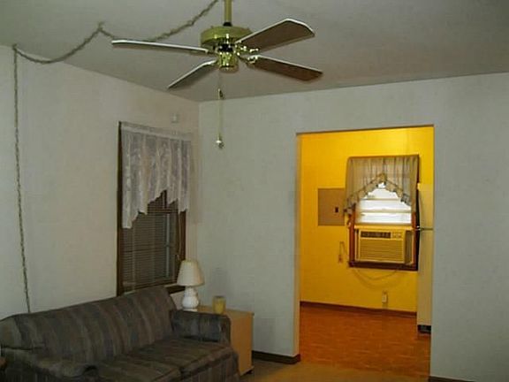 2nd image of 4501 Newman Dr