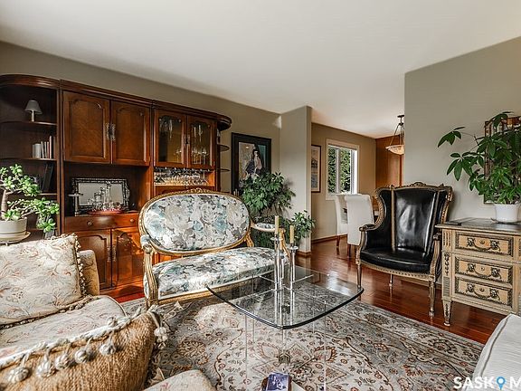 5th image of 222 Gathercole Crescent