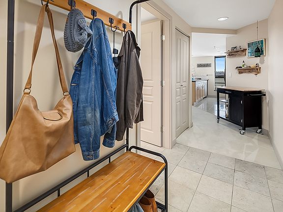 5th image of 2929 1st Ave APT 408
