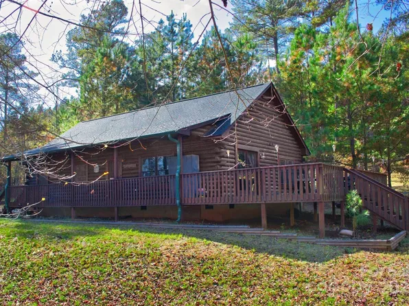 585 Hearthstone Dr, Union Mills, NC 28167