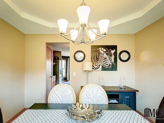 5th image of 2740 Sanibel Ln