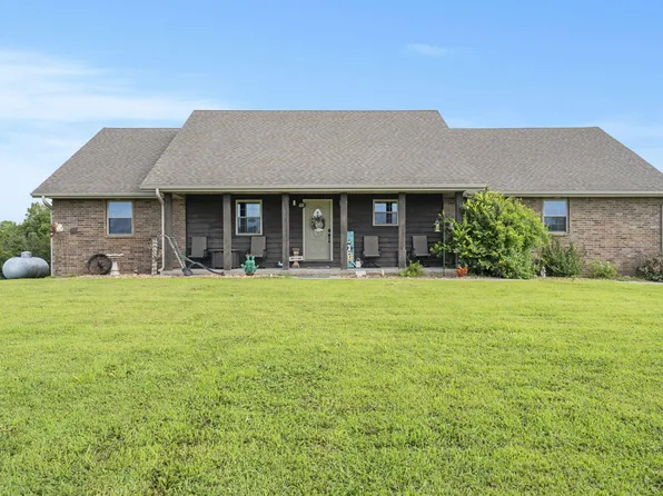 223 - C Roberts Road, Long Lane, MO 65590