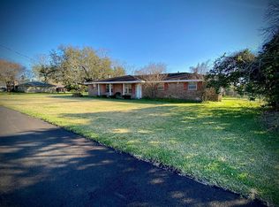 117 Bayouside St, Napoleonville, LA 70390
