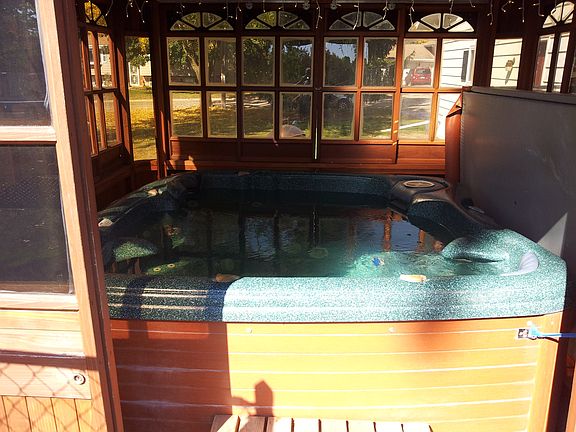 Hot Tub