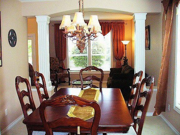 Frml Liv. Rm and Din. Rm.