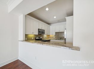 1052 S Holt Ave, Los Angeles, CA 90035