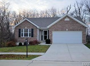 530 Springhurst Pkwy, O'Fallon, MO 63368