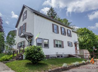 6 Elman St, Broadalbin, NY 12025