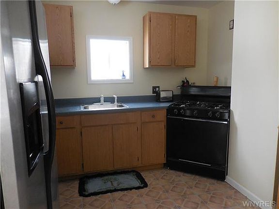 3rd image of 6382 Southwestern Blvd