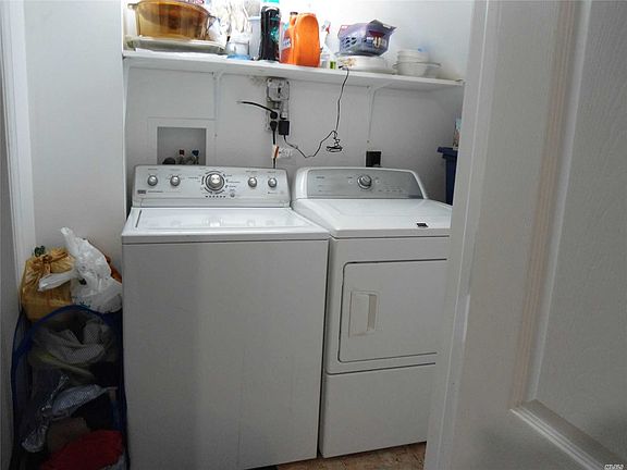 3rd image of 86-27 256th St