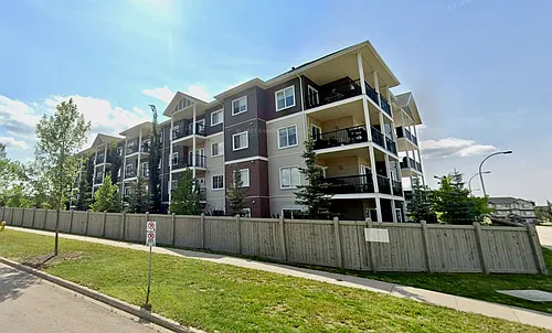 2 Augustine Cres #1208 Photo 1