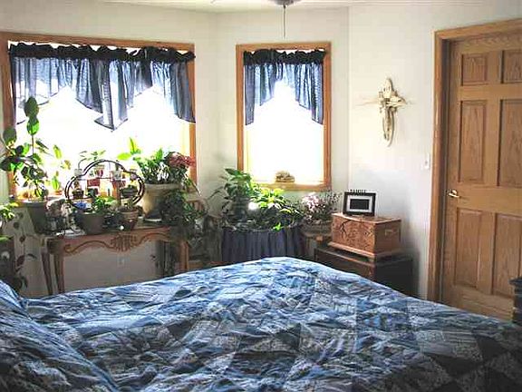 5th image of 2974 Saddlewood Dr