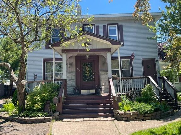 3rd image of 719 Clermont St