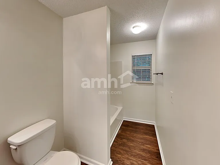 364 Hidden Creek Ln — Photo 16
