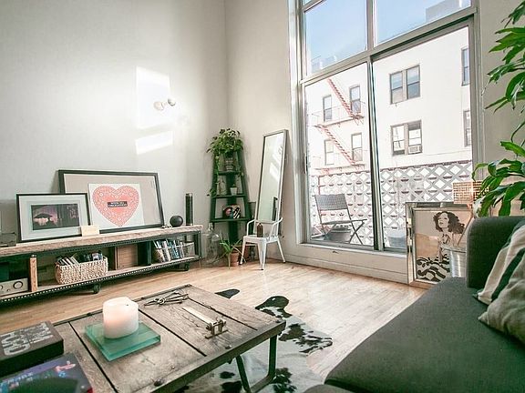 3rd image of 71 Scholes St APT 3A