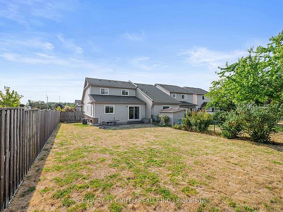 4th image of 1489 Tamblin Way