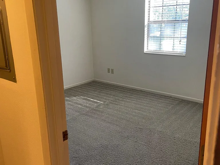 3318 Livingston Rd #B — Photo 3