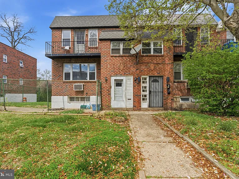 3953 Lankenau Ave #B — Photo 1