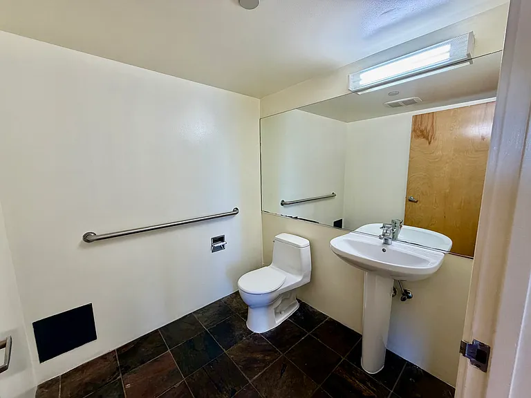 575 Harrison Street — Photo 10