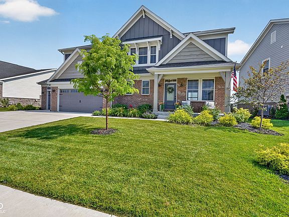 3rd image of 115 Oakhurst Way