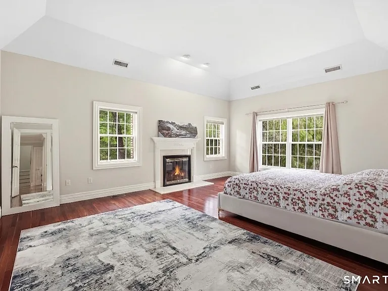 18 W Haviland Ln — Photo 12