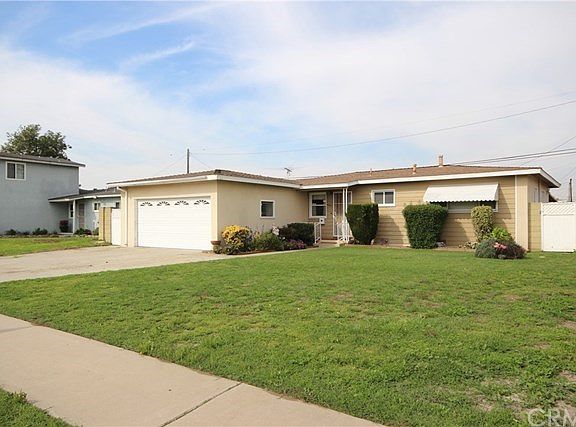 2nd image of 10651 Vienna Dr