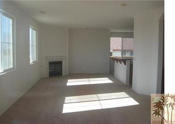 4th image of 16457 Elaine Dr
