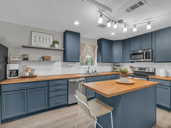 3816 Charlton Ave, Waco, TX 76711