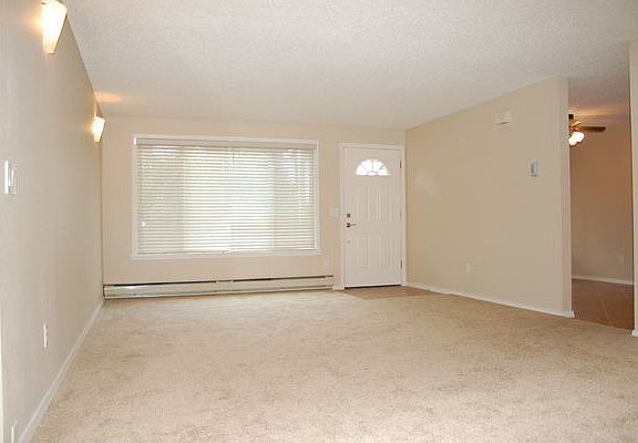 Living room/ Family room