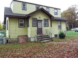 565 Pinebrook Ave, West Hempstead, NY 11552