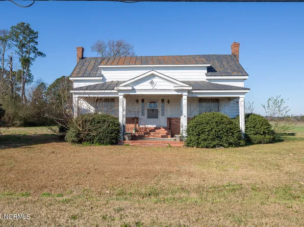 1116 W Elizabeth Street, Clinton, NC 28328