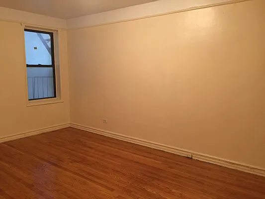 Rented by Edward Gugenheim, LREB | media 10