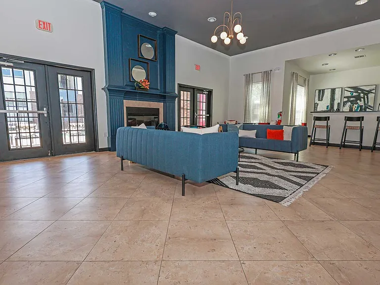Worthington Point Apartments — Photo 36