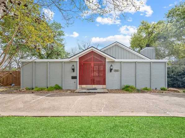 2111 N Galveston Ave, Pearland, TX 77581