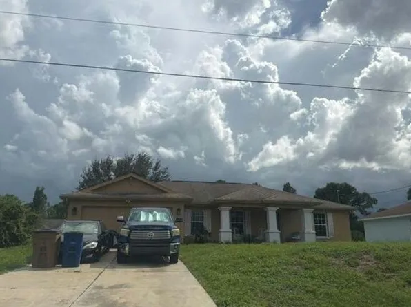 2707 46th St W, Lehigh Acres, FL 33971