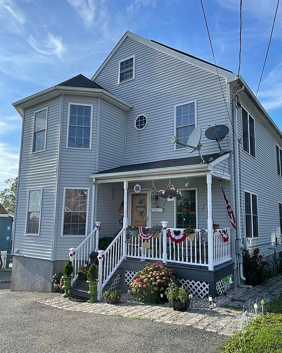 278 Charles St, Fall River, MA 02724 Zillow