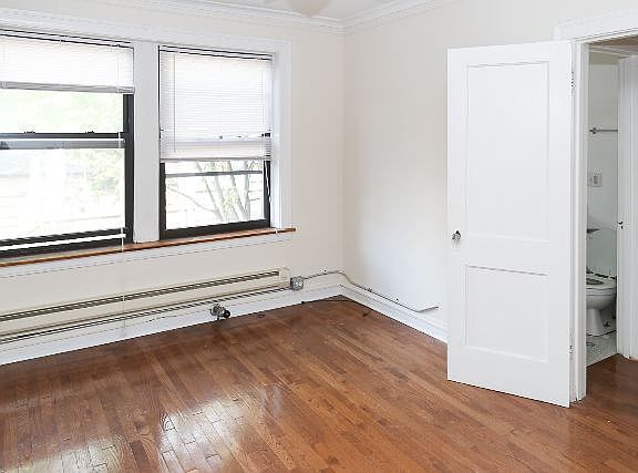 5th image of 4546 N Damen Ave APT 209