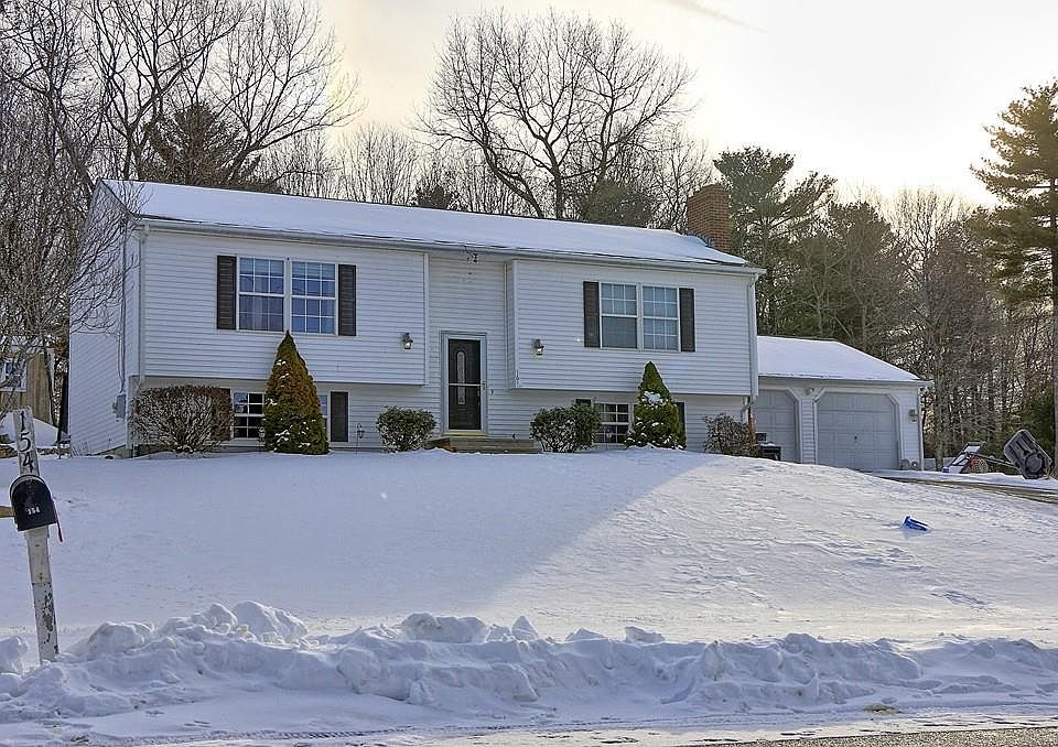 1st image of 161 Rumonoski Dr