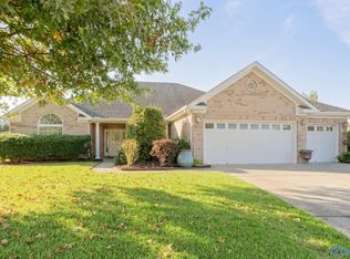 7002 Freedom Park Cir SE, Owens Cross Roads, AL 35763