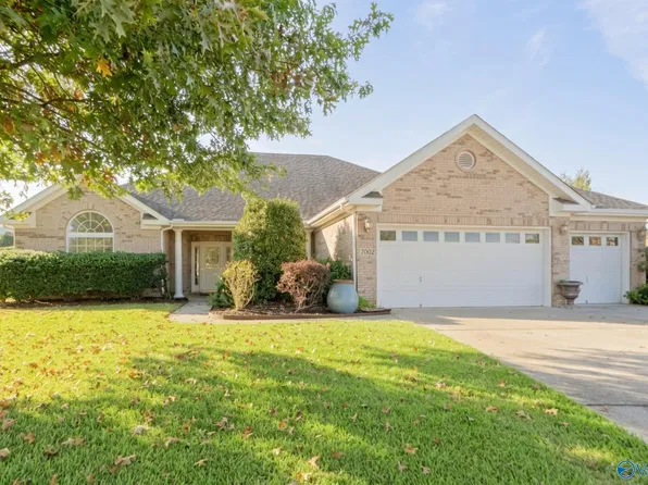 7002 Freedom Park Cir SE, Owens Cross Roads, AL 35763
